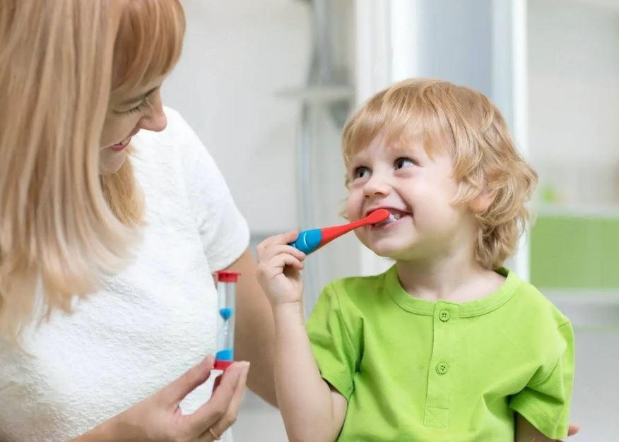 verano higiene dental niños
